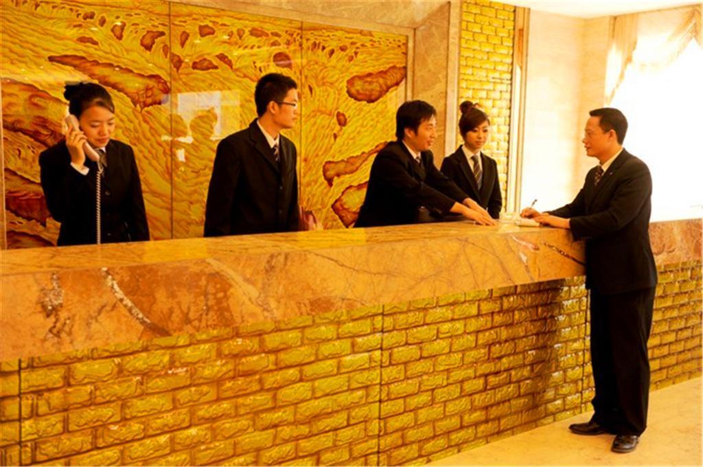Xiamen Wanjia Oriental Hotel Bagian luar foto