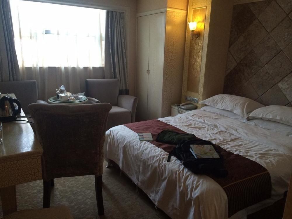 Xiamen Wanjia Oriental Hotel Bagian luar foto